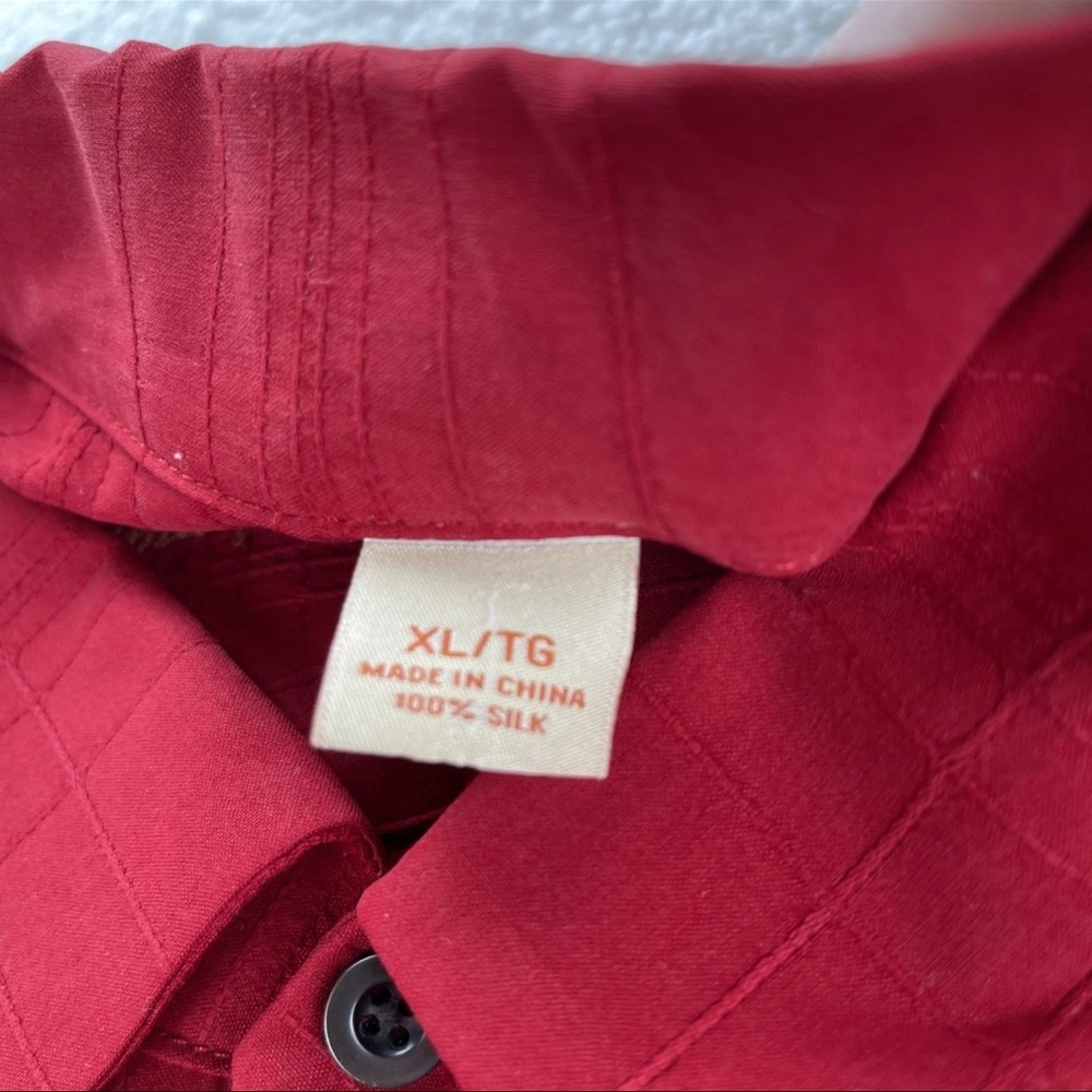 Tommy Bahama 100% Silk Camp Shirt Mens Red XL Short Sleeve Button Up Hawaiian - Picture 4 of 10